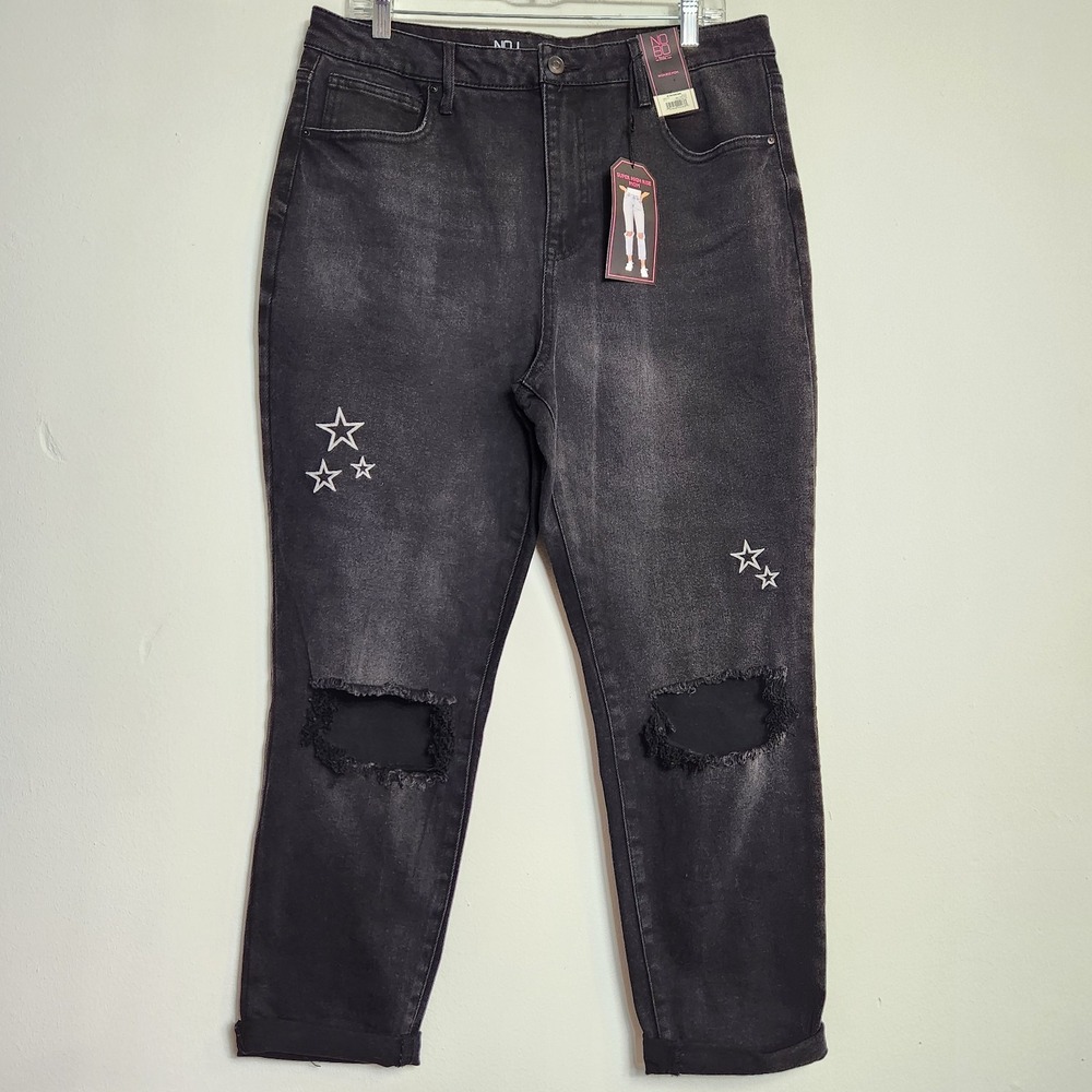 New Black Mom Jeans Size 17 High Rise Distressed Star Embroidered Y2K Grunge NWT